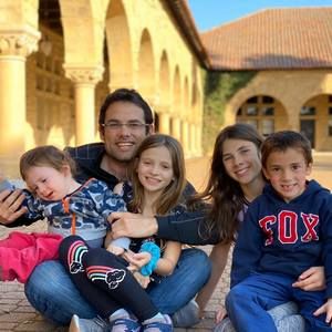 Meet your Posher, Tomer